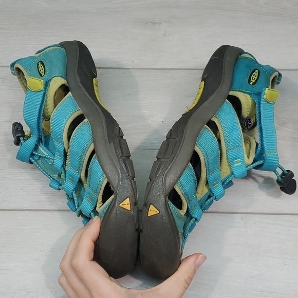 Keen Mens Outdoor Hiking Waterproof Comfort Sandals shoes sz 6 main image 11